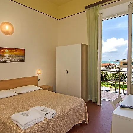 Hotel Ambra Viareggio