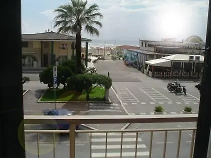 Ambra Hotel Viareggio